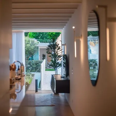 The Macha, With A Separate Appartamento Bicas