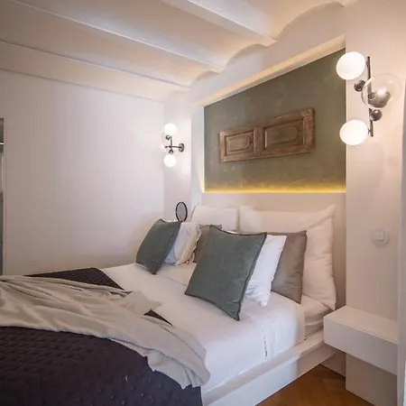 The Macha, With A Separate * Bicas